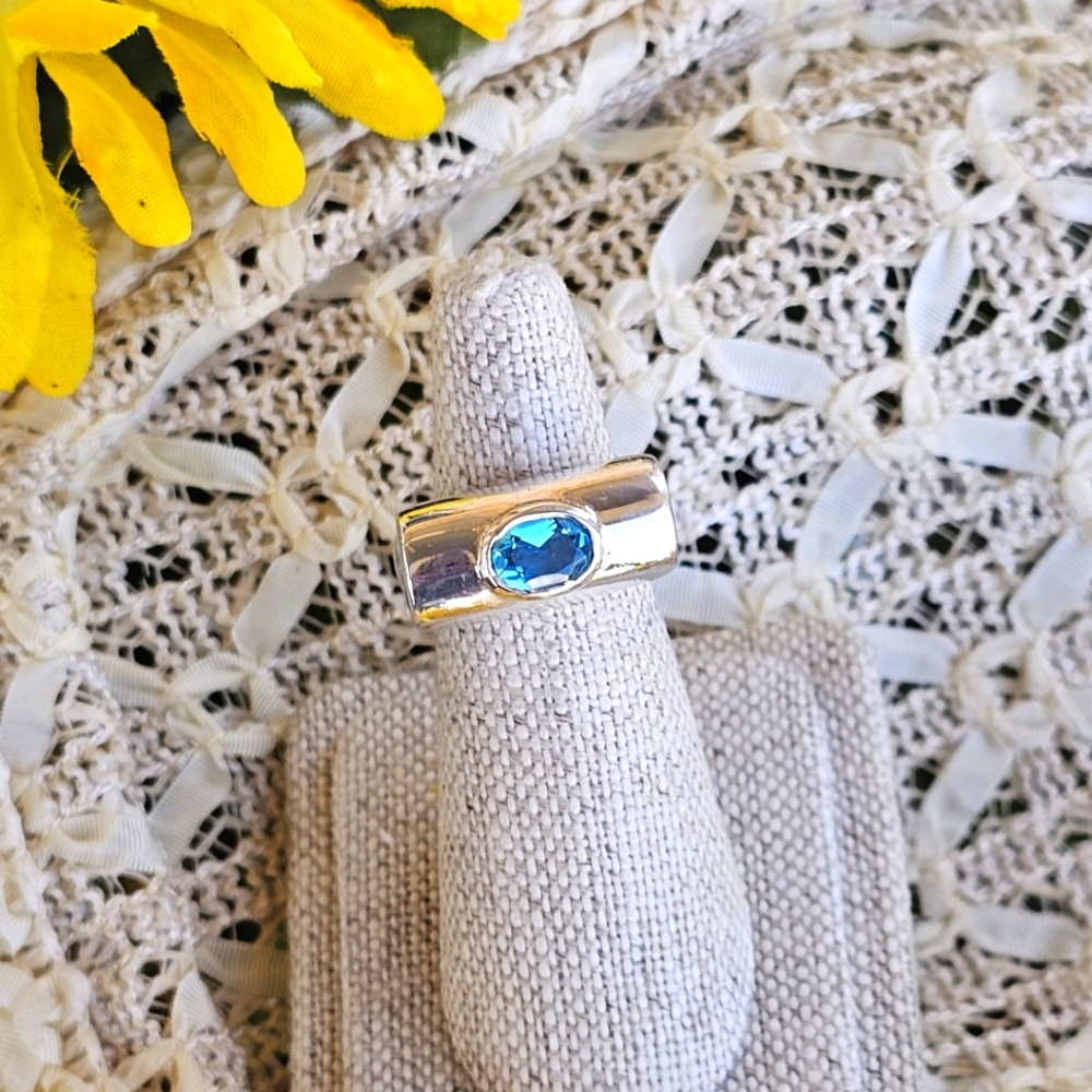 925 sterling ring w/ blue stone